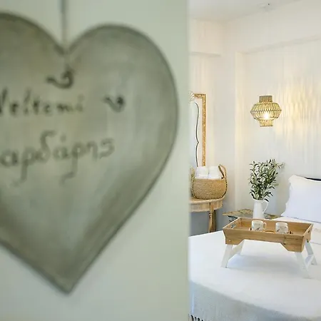 Meltemi Luxury * Nea Roda