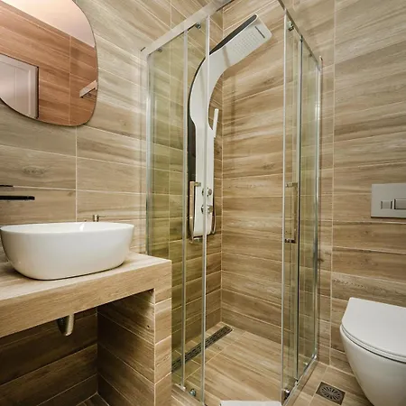 Meltemi Luxury Nea Roda