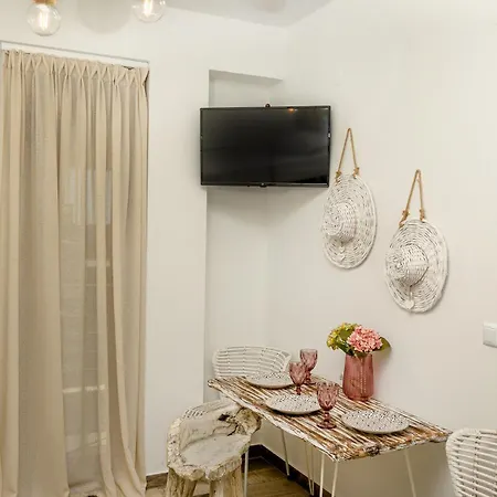 Hotel Meltemi Luxury *