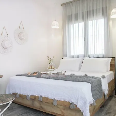 Hotel Meltemi Luxury Nea Roda