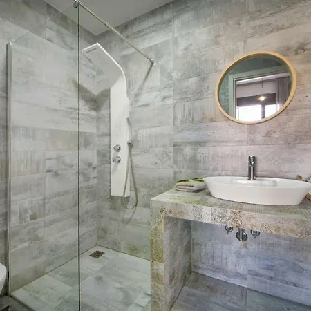 Meltemi Luxury Hotel Nea Roda