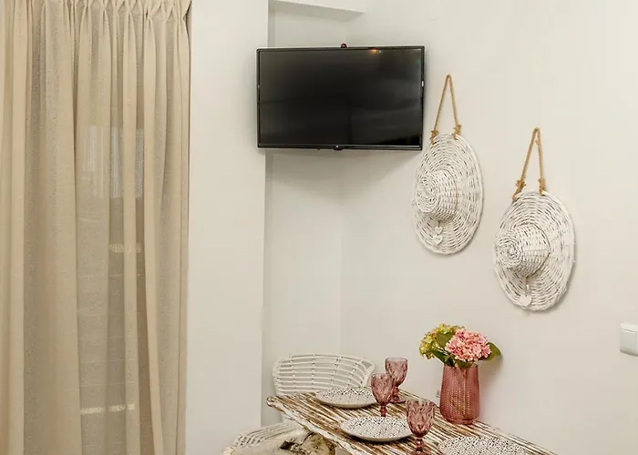 酒店 Meltemi Luxury *