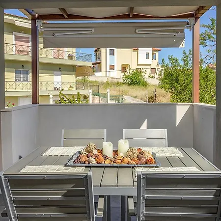 Meltemi Luxury Ξενοδοχείο *