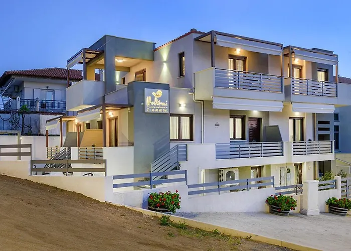 Otel Meltemi Luxury Nea Roda