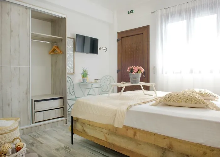 Meltemi Luxury Otel *