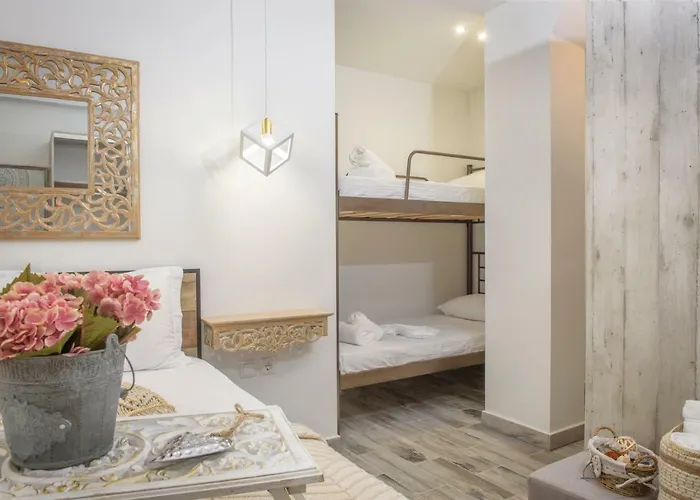 Meltemi Luxury Nea Roda