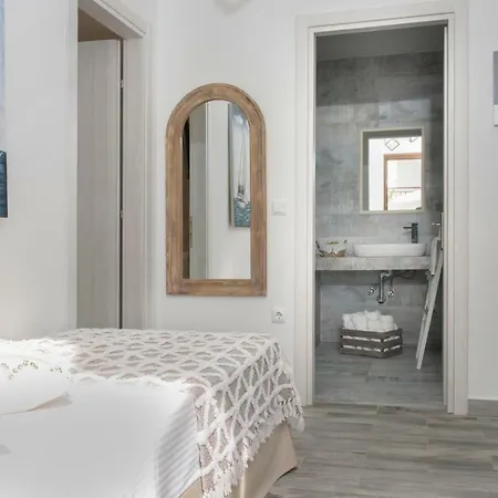 Meltemi Luxury * Неа-Рода