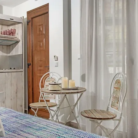 Meltemi Luxury Hotel