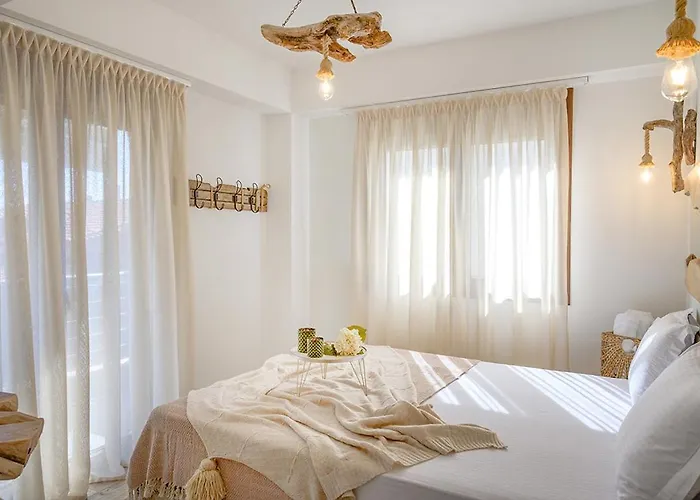 Meltemi Luxury Hotel