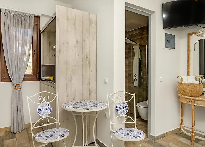 Meltemi Luxury Hotel Nea Roda