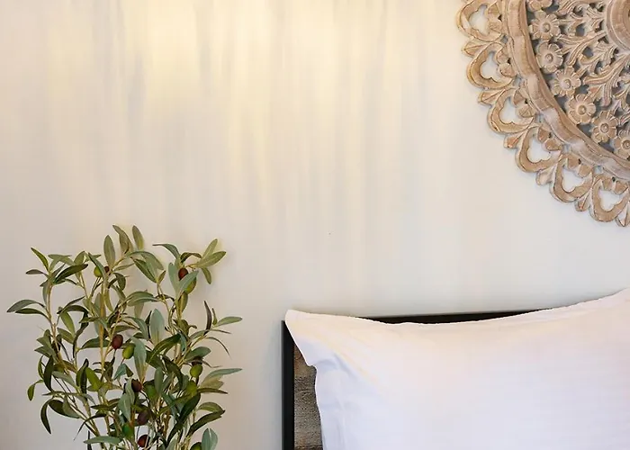 Meltemi Luxury * Nea Roda