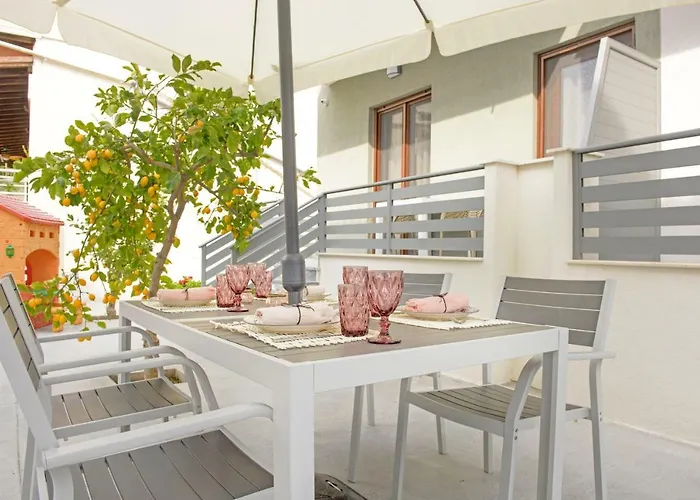 Meltemi Luxury Hotel