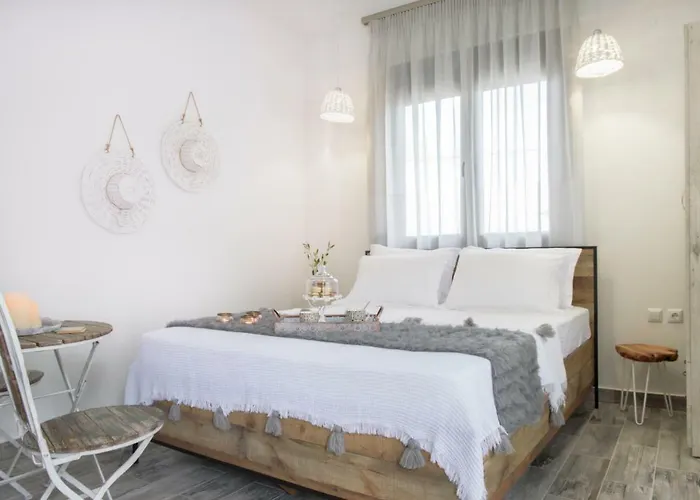 Hotel Meltemi Luxury Nea Roda